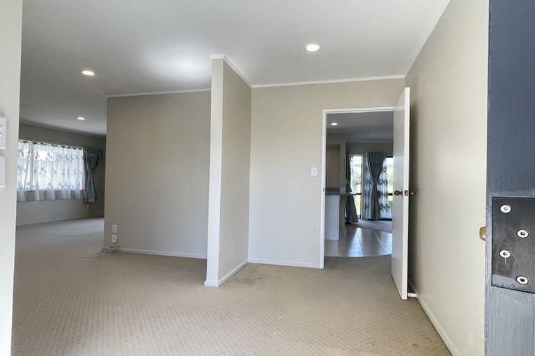 Photo of property in 33 Keppoch Court, Dannemora, Auckland, 2016