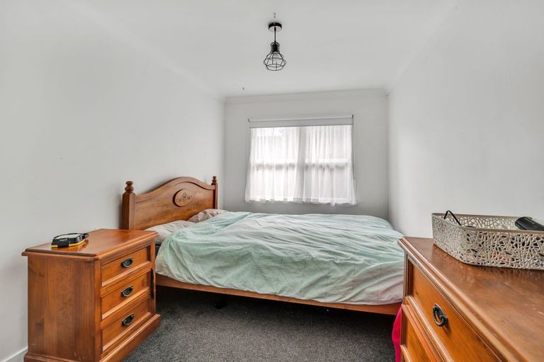 Photo of property in 10 Antrim Place, Hokowhitu, Palmerston North, 4410
