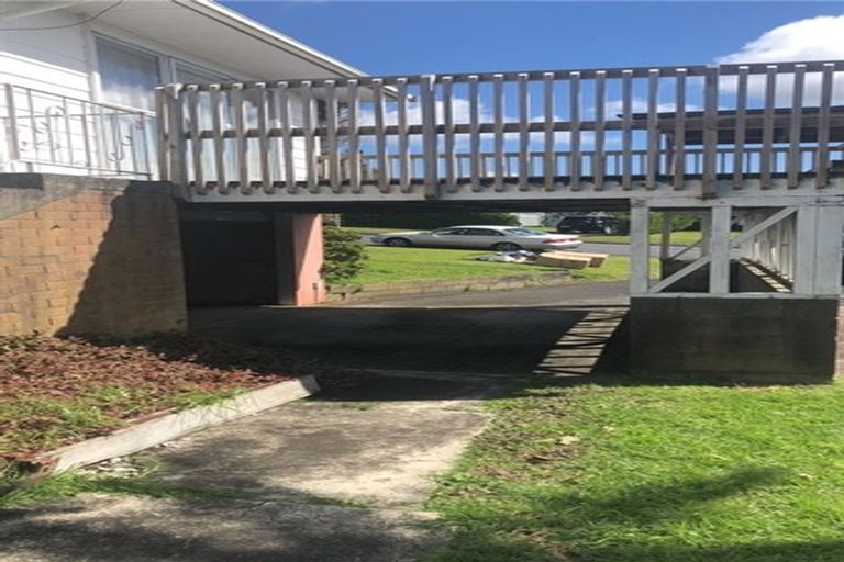 Photo of property in 10 Hewlett Road, Massey, Auckland, 0614