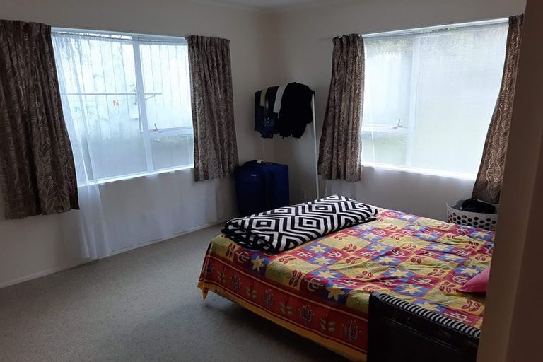 Photo of property in 3a Kingsley Street, Stokes Valley, Lower Hutt, 5019