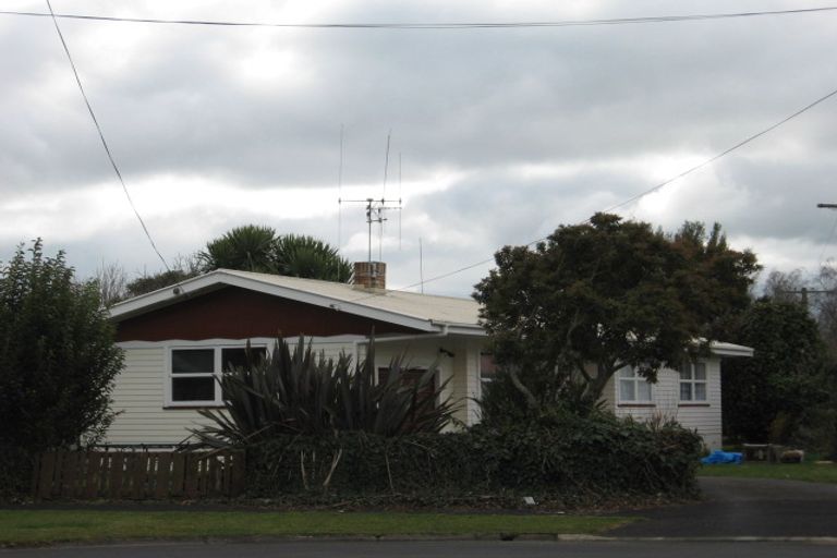 Photo of property in 19 Defoe Avenue, Hillcrest, Hamilton, 3216