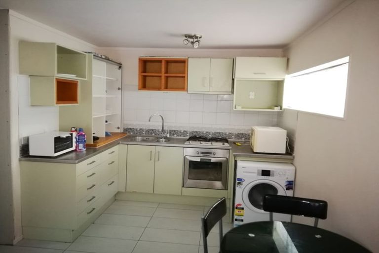 Photo of property in 26 Ponderosa Drive, Oteha, Auckland, 0632