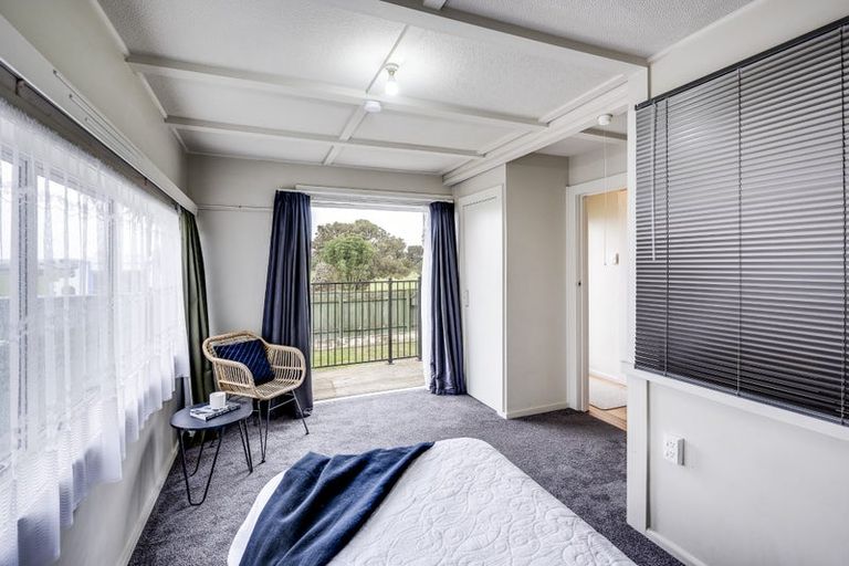 Photo of property in 70 Te Awa Avenue, Te Awa, Napier, 4110