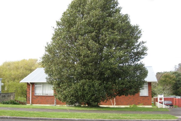 Photo of property in 26 Camellia Avenue, Bell Block, New Plymouth, 4312