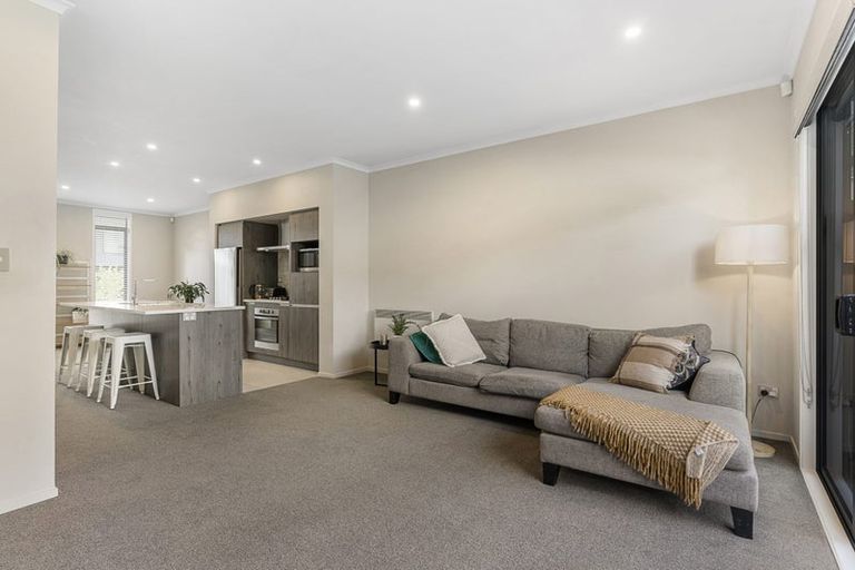 Photo of property in 18 Tuatua Road, Hobsonville, Auckland, 0616