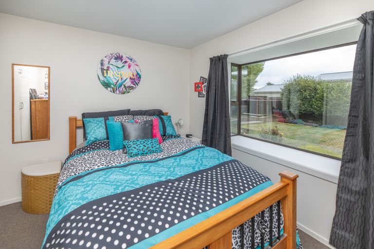 Photo of property in 2/81 Briggs Road, Shirley, Christchurch, 8052