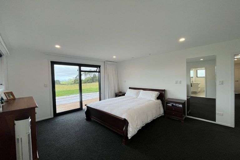 Photo of property in 1250 Mangorei Road, Mangorei, New Plymouth, 4371