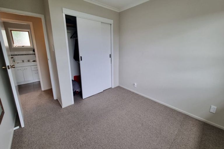 Photo of property in 1/1 Bishopgate Street, Birkdale, Auckland, 0626