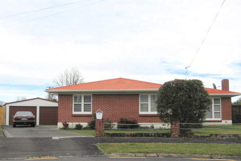 Photo of property in 1 Casper Street, Fairfield, Hamilton, 3214