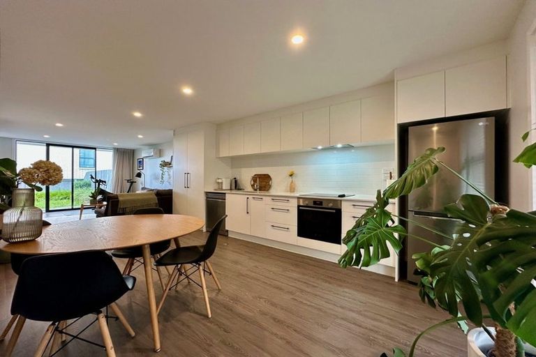 Photo of property in 4 Kaiwawao Lane, Hobsonville, Auckland, 0616