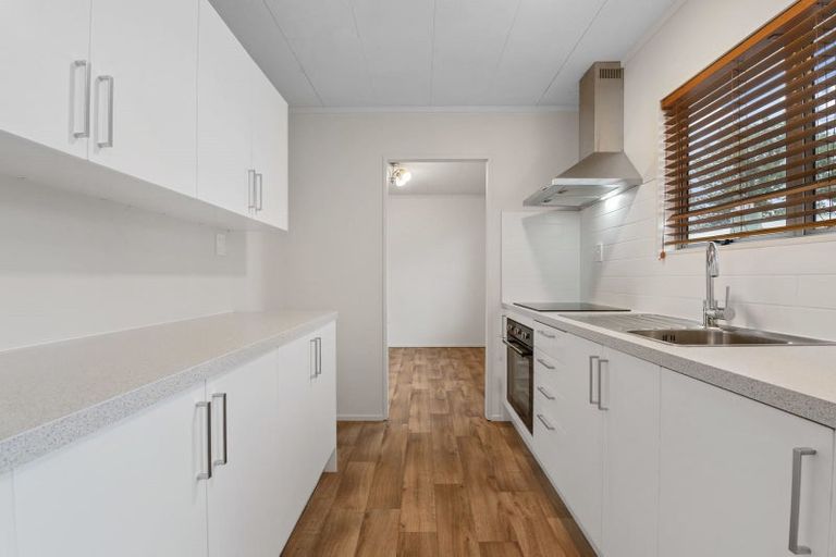 Photo of property in 40 Kahu Street, Utuhina, Rotorua, 3015