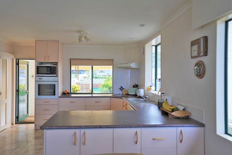 Photo of property in 1945 Ngunguru Road, Ngunguru, Whangarei, 0173