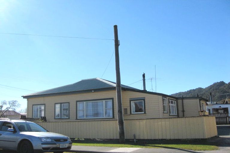 Photo of property in 95 Ward Street, Cobden, Greymouth, 7802