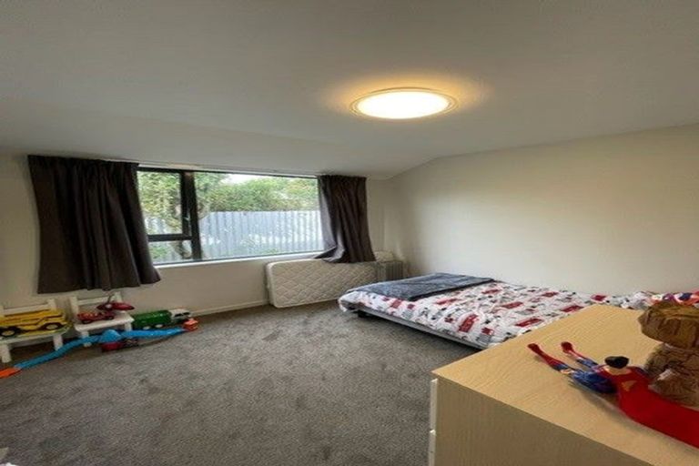 Photo of property in 18a Tyrone Street, Belfast, Christchurch, 8051