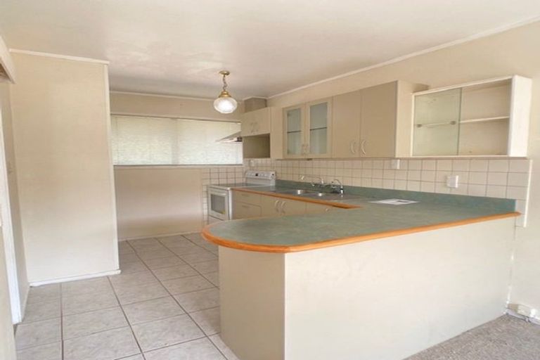 Photo of property in 7/33 Swanson Road, Henderson, Auckland, 0610