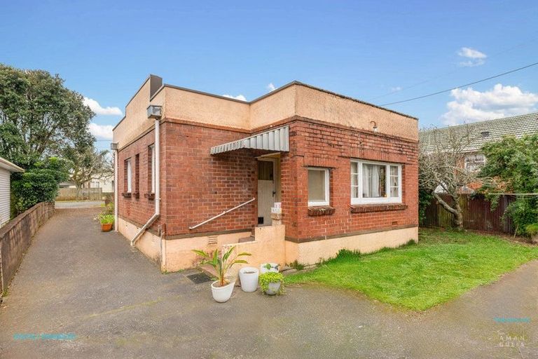 Photo of property in 28 Kitchener Road, Sandringham, Auckland, 1025