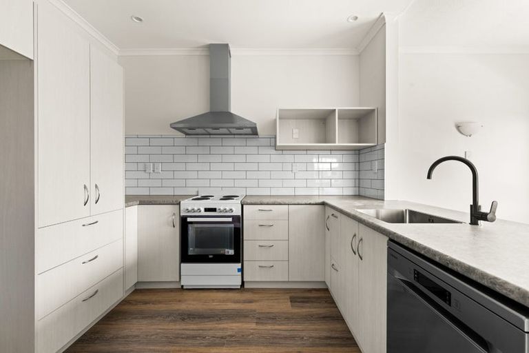 Photo of property in 1/85 Meeanee Road, Taradale, Napier, 4112