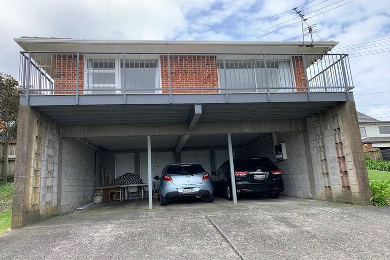 Photo of property in 1/4 Dewsbury Terrace, Castor Bay, Auckland, 0620