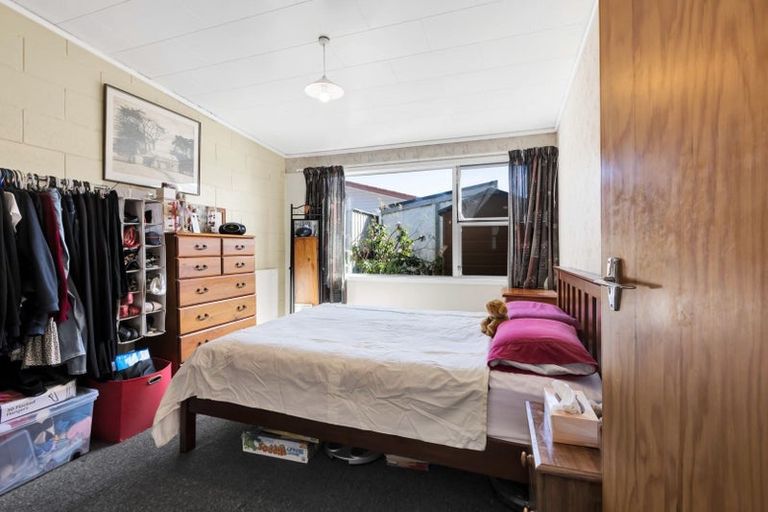 Photo of property in 2/20 Darnell Street, Fitzroy, New Plymouth, 4312