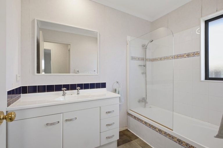 Photo of property in 293 Gravatt Road, Papamoa Beach, Papamoa, 3118