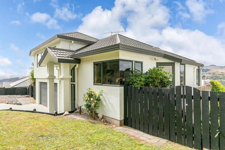 Photo of property in 13 Chastudon Place, Tawa, Wellington, 5028
