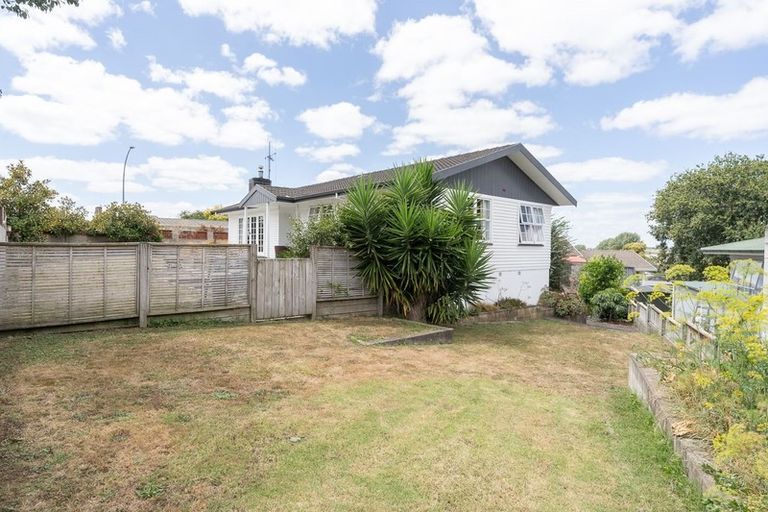 Photo of property in 169 Tuhikaramea Road, Dinsdale, Hamilton, 3204