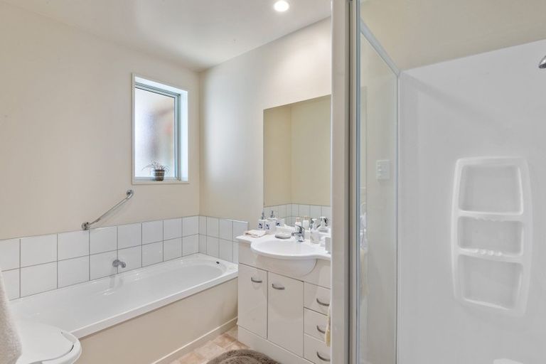 Photo of property in 106 Rolleston Drive, Rolleston, 7614