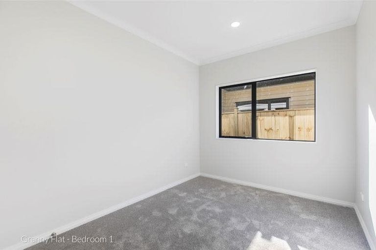 Photo of property in 4 Kakabeak Way, Takanini, 2110