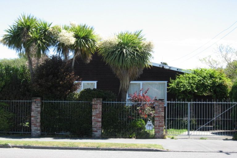 Photo of property in 201 Avonhead Road, Avonhead, Christchurch, 8042