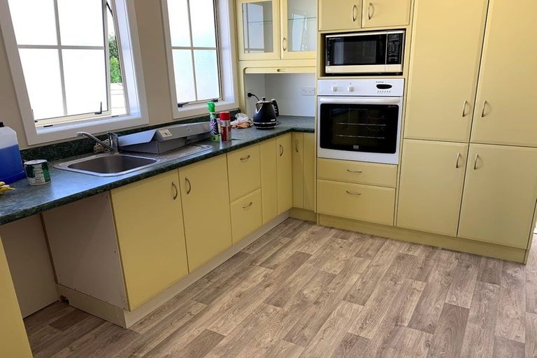 Photo of property in 26 West Coast Road, Te Kopuru, 0371