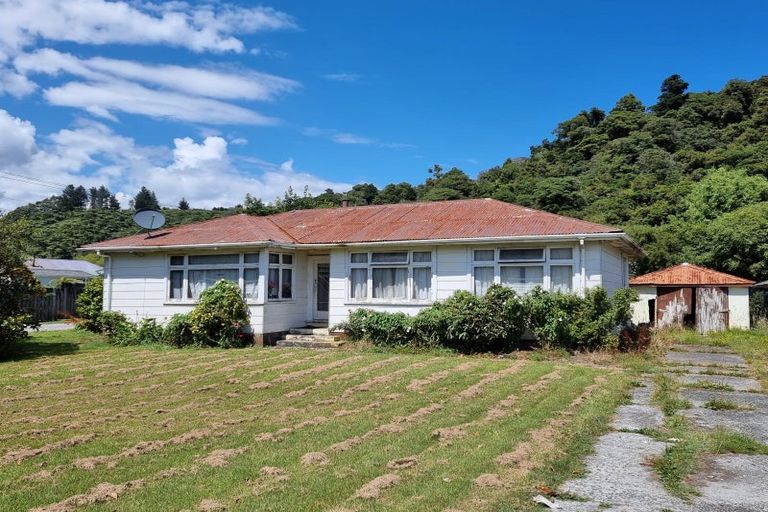 Photo of property in 94 Marlborough Street, Greymouth, 7805