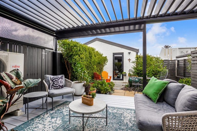 Photo of property in 110 Buckley Avenue, Hobsonville, Auckland, 0616