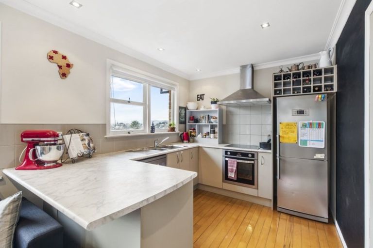 Photo of property in 40a Brookfield Terrace, Brookfield, Tauranga, 3110