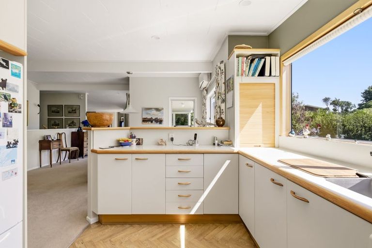 Photo of property in 48 Chesham Avenue, Waipahihi, Taupo, 3330