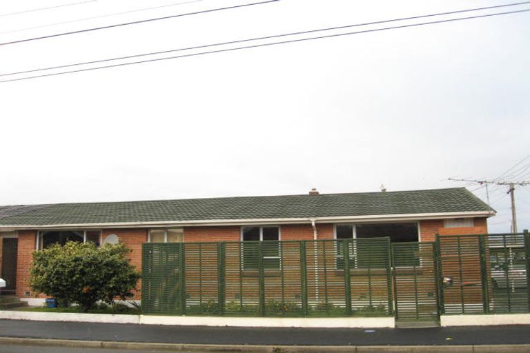 Photo of property in 23 Bay View Road, South Dunedin, Dunedin, 9012