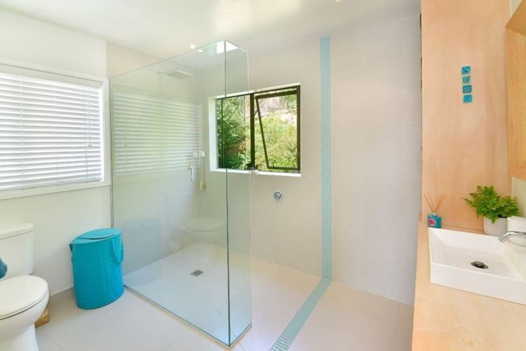 Photo of property in 49 Cochrane Avenue, Arkles Bay, Whangaparaoa, 0932