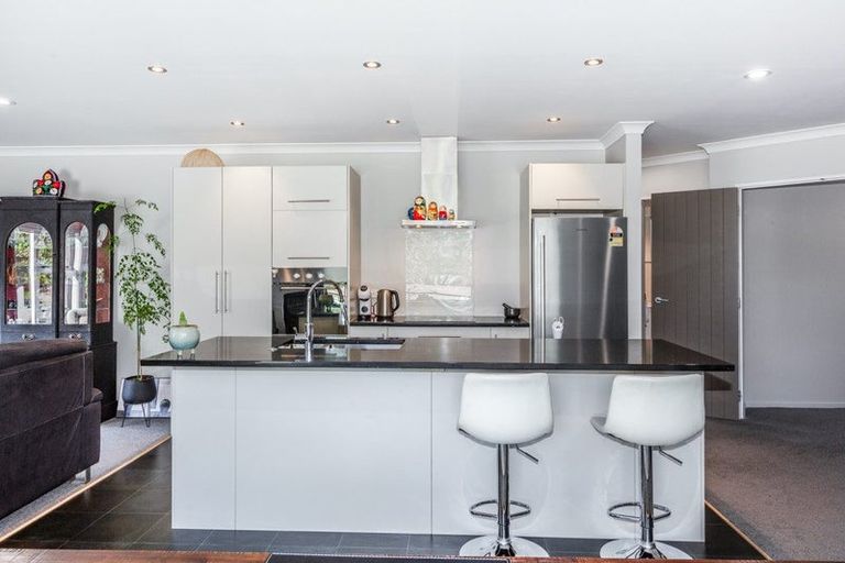 Photo of property in 62 Aotea Drive, Aotea, Porirua, 5024