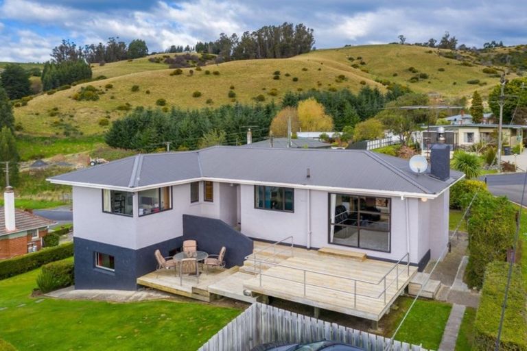 Photo of property in 1 Corbett Street, Green Island, Dunedin, 9018