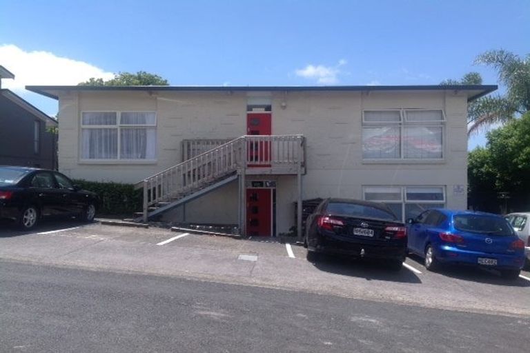 Photo of property in 1/2 Westwood Terrace, Saint Marys Bay, Auckland, 1011