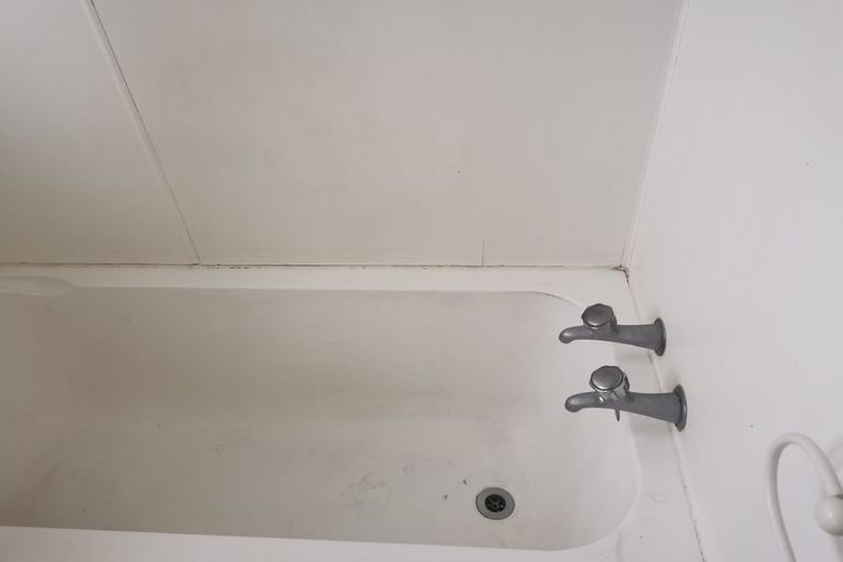 Photo of property in 1/15 Cyril Crescent, West Harbour, Auckland, 0618