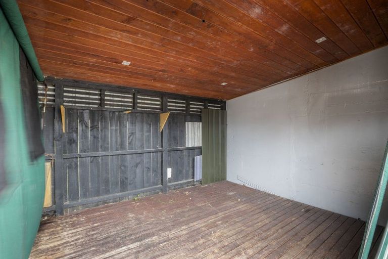 Photo of property in 43 Domett Street, Waitara, 4320