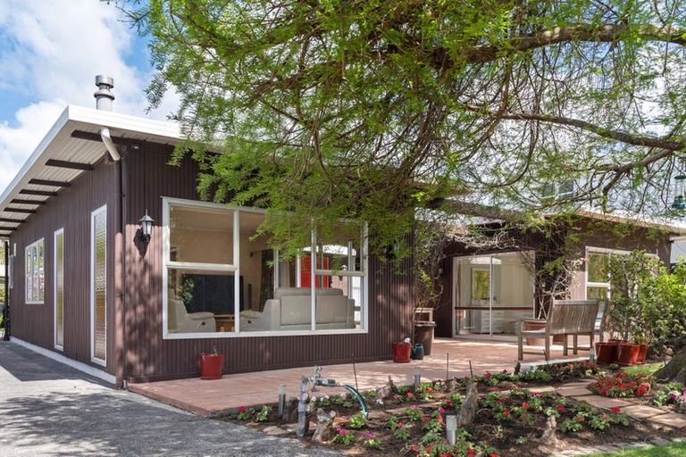 Photo of property in 72 Glenvar Road, Torbay, Auckland, 0630