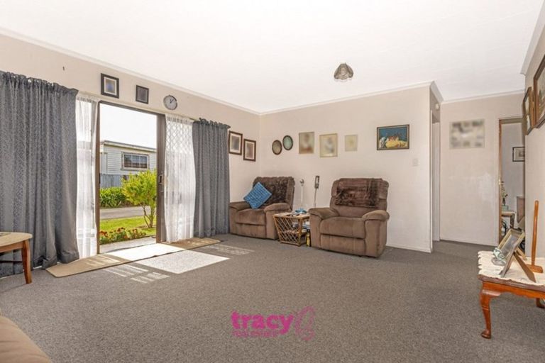 Photo of property in 2/23 Craig Road, Outer Kaiti, Gisborne, 4010