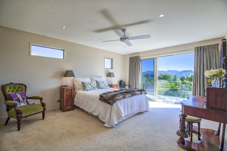 Photo of property in 17 Foxglove Heights, Wanaka, 9305