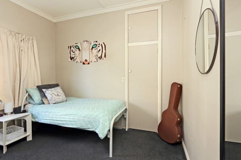 Photo of property in 209 Mayfair Avenue, Mayfair, Hastings, 4122