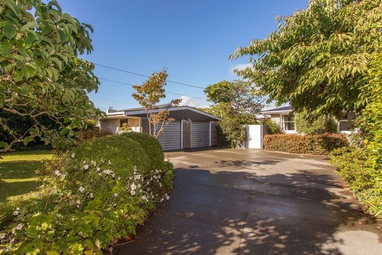 Photo of property in 136 Roydvale Avenue, Burnside, Christchurch, 8053