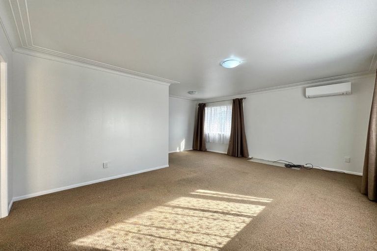 Photo of property in 30 Harwood Crescent, Otara, Auckland, 2023