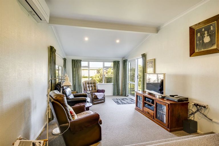 Photo of property in 18 Plunket Street, Tamatea, Napier, 4112