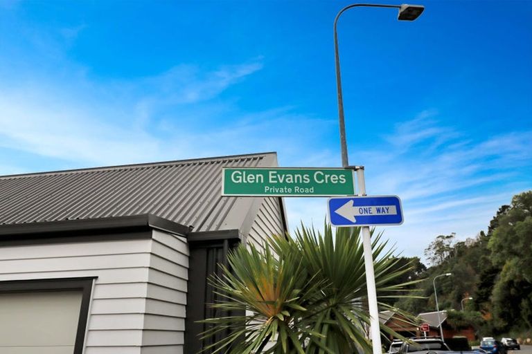 Photo of property in 7 Glen Evans Crescent, Fairfield, Lower Hutt, 5011