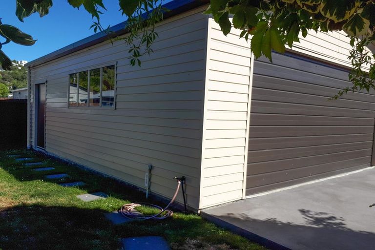 Photo of property in 16 Lascelles Street, Saint Martins, Christchurch, 8022